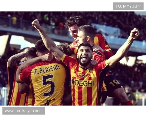 意甲保级队攻防结构对比:都灵与莱切的防守组织问题 意甲保级队攻防结构对比:都灵与莱切的防守组织问题